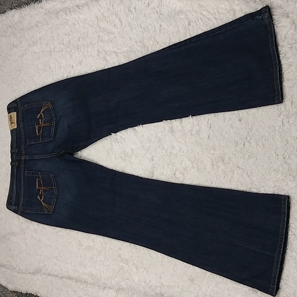 Chip and Pepper Production Laguna Beach  Blue Dark Wash Mid Rise Flare Jean - Picture 9 of 14